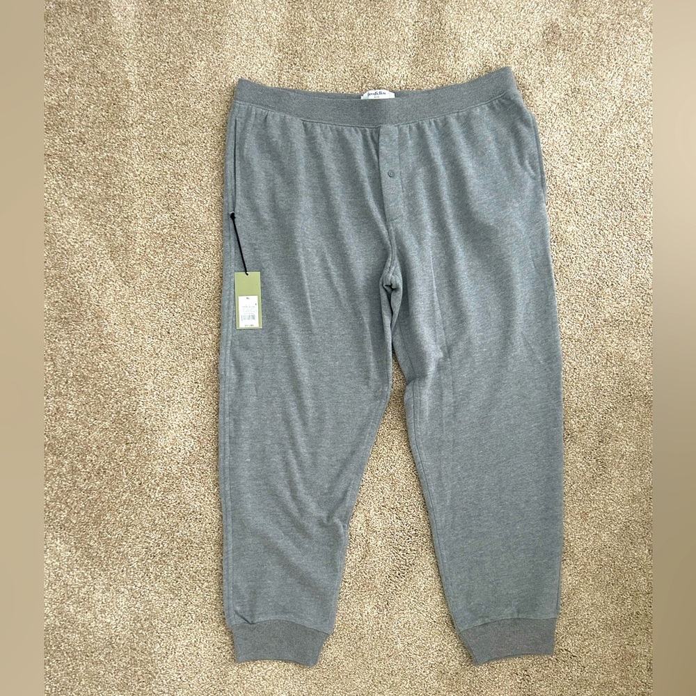 NWT men’s sweat pants